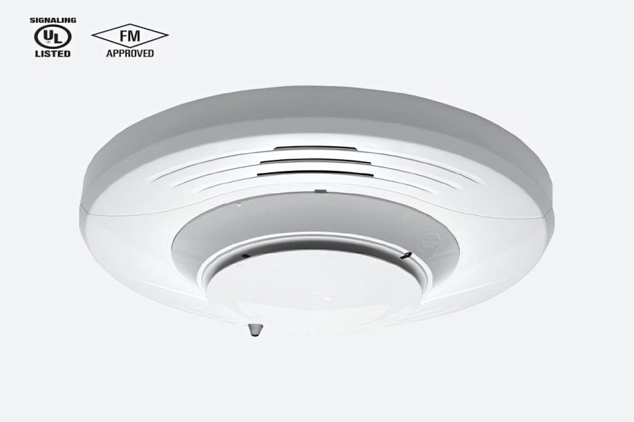 TR-PHOTO-T-W - TRIGA (TRIGA)